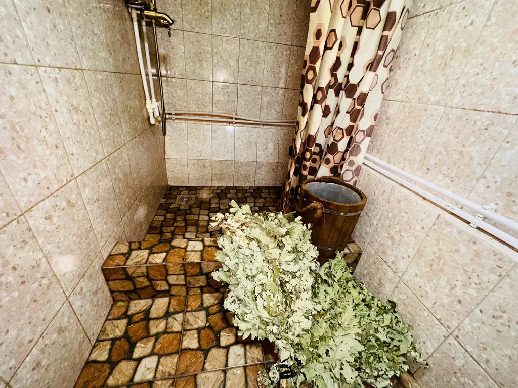 6-комнатный Дом