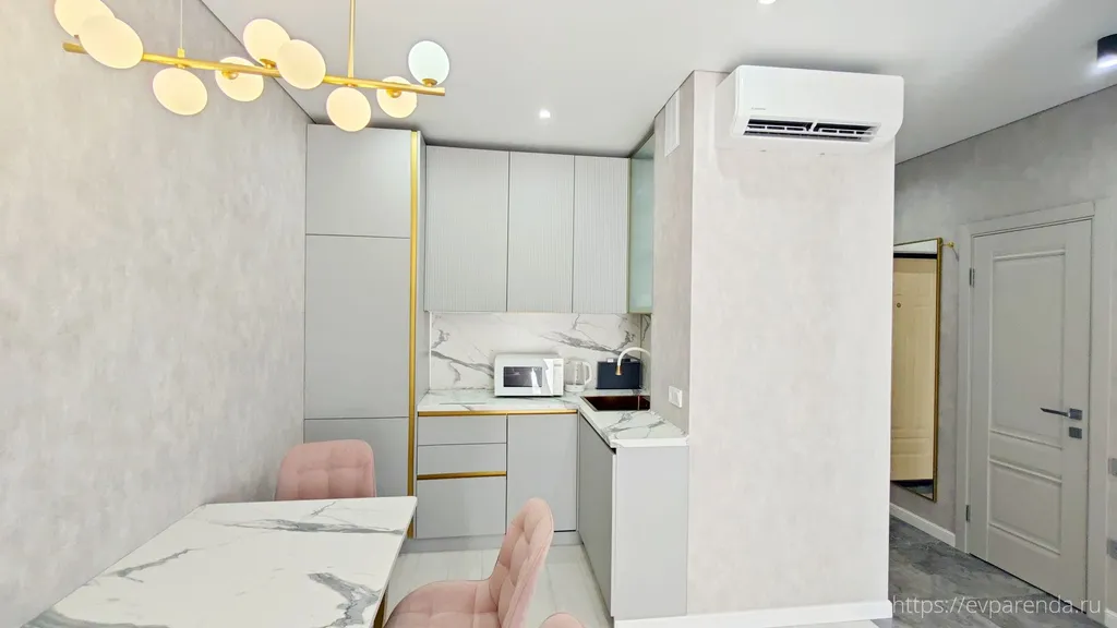 Квартира Дизайнерская квартира с видом на часы в ЖК Евпатория — Евпатория