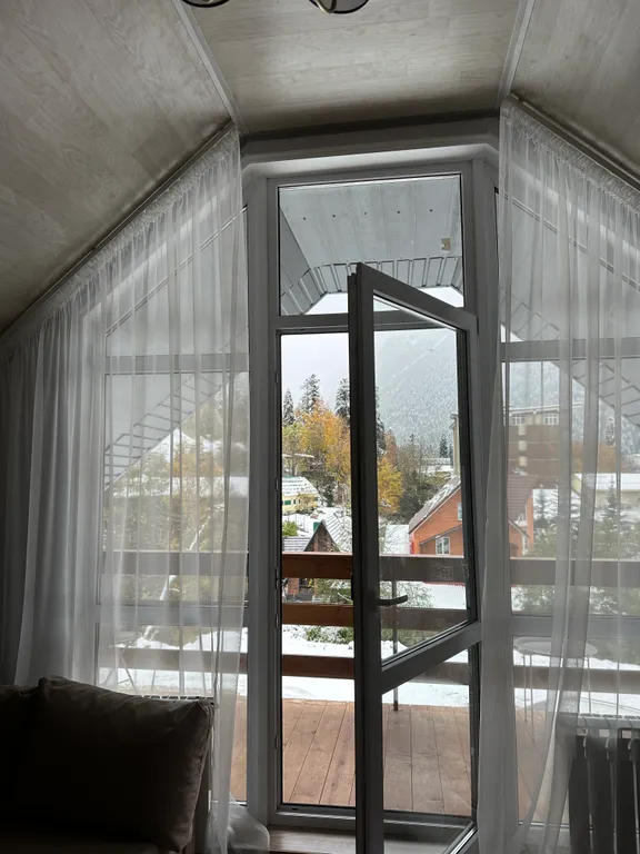 Коттедж с апартаментами DEMAAR Dombay