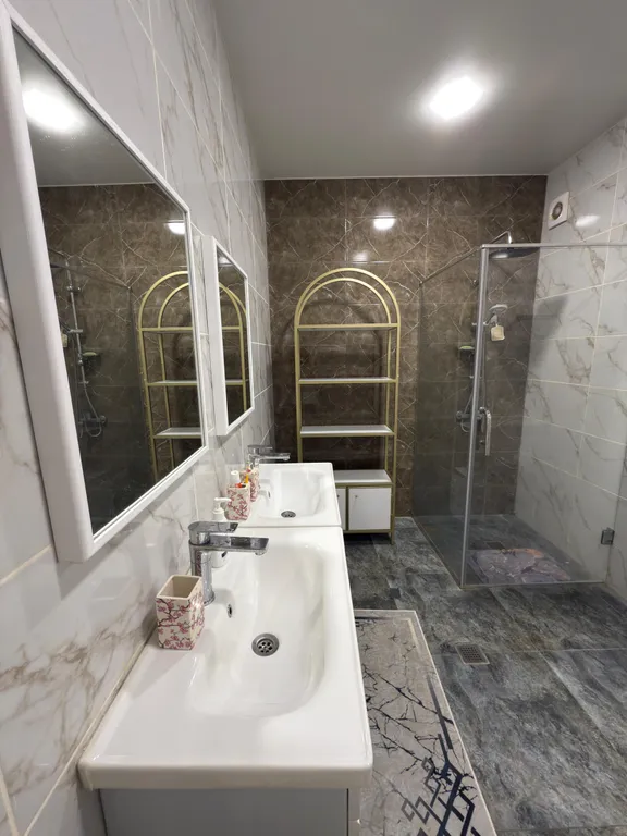 Уютная квартира с большим санузлом