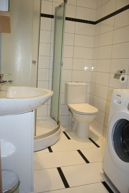 4-комнатная Квартира