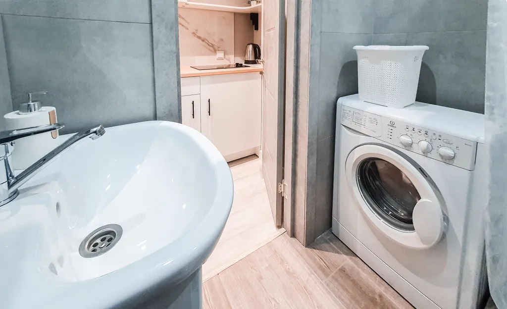 Светлая чистая квартира-студия