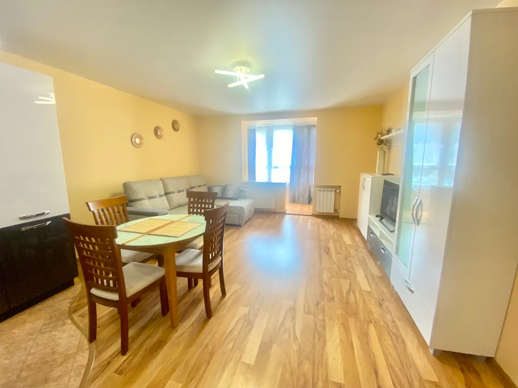 Квартира Красивая студия — аренда посуточно в Томск