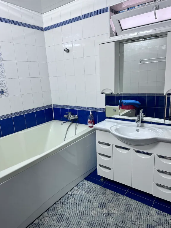 Коттедж Двухкомнатный дом с бассейном на территории — Анапа