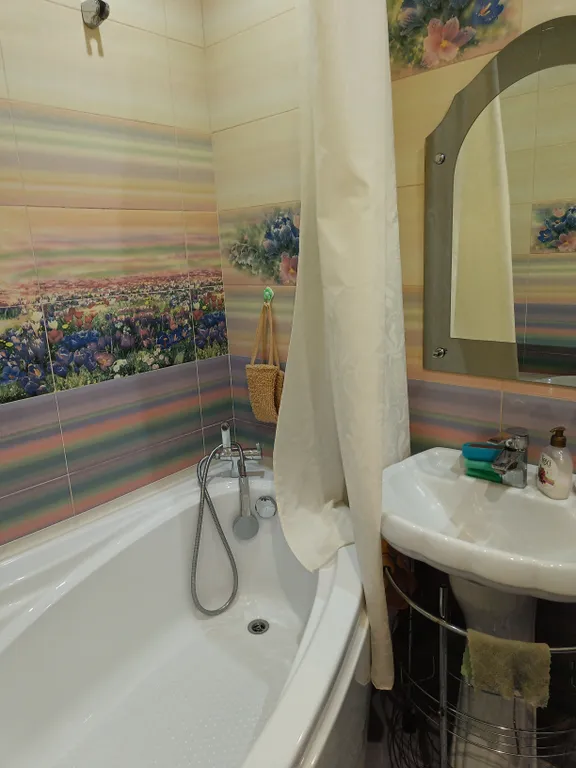 Уютный коттедж рядом с лесом и с видом на горы, в 10 минутах от горнолыжки