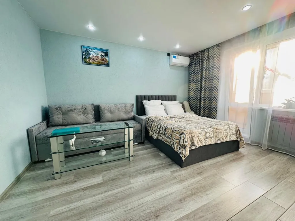 Новая квартира-студия около ТРК Алмаз — аренда посуточно в Челябинск