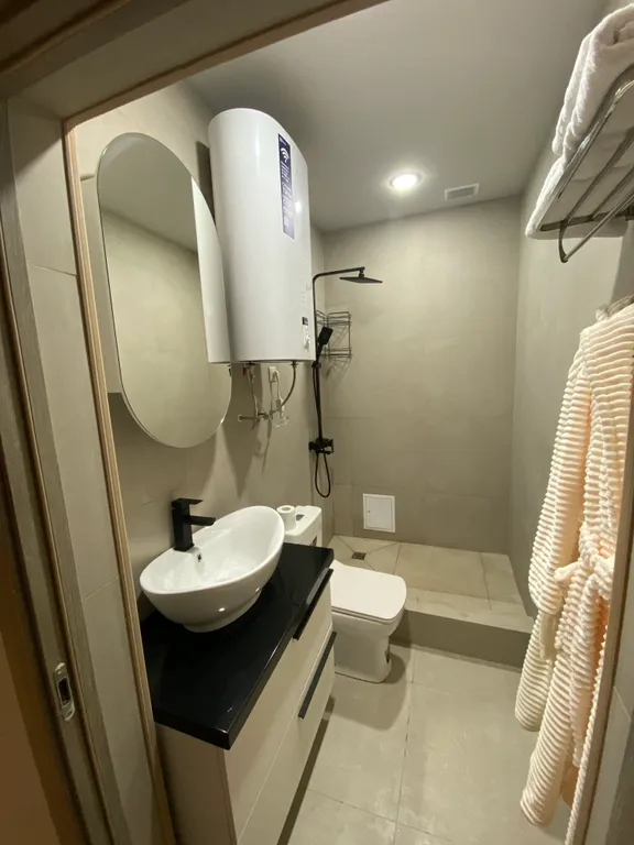 Апартаменты в центре Домбая в новостройке, 150 метров от канатной дороги