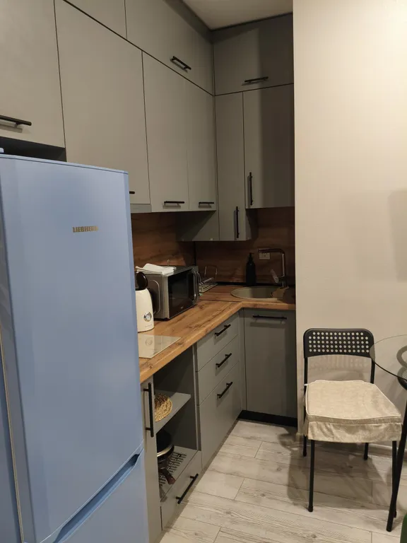 Квартира рядом с центром Сочи в район Бытха с видом на море