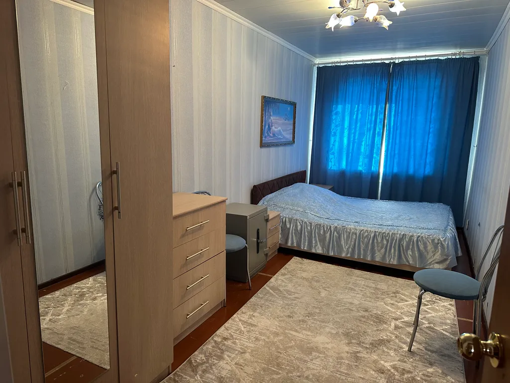 Квартира 3-комнатная Квартира — Кировск