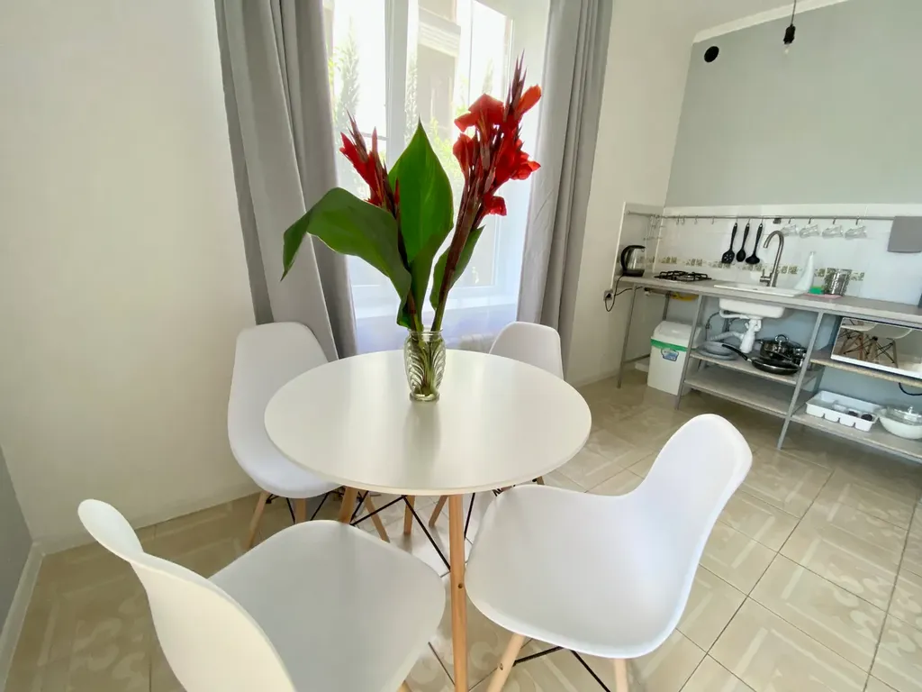 Квартира Квартира Апартамент с выходом в сад и к бассейну — Сириус