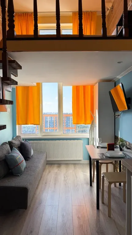 Студия у метро Строгино