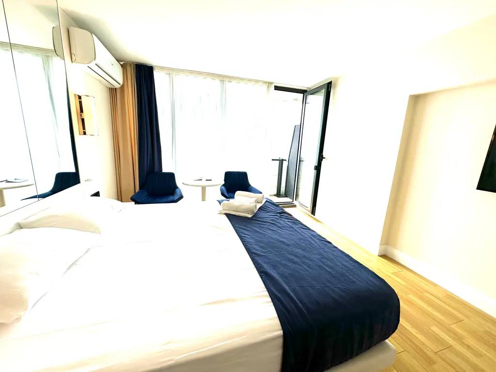 Личный пентхаус с видом на закат в Орби Сити