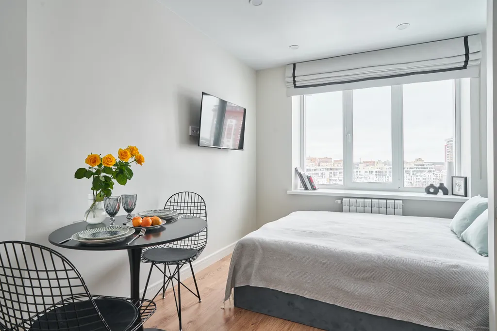 Современные апартаменты с видом на яхт клуб и канал имени Москвы