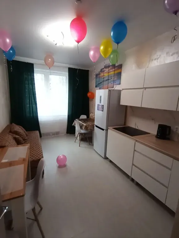 Уютная, просторная 3-комнатная квартира с бесплатной парковкой — аренда посуточно в Пермь