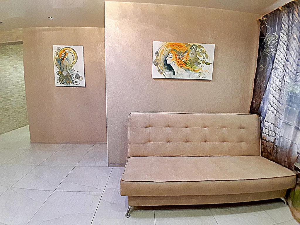 Бежевая студия рядом с аквапарком