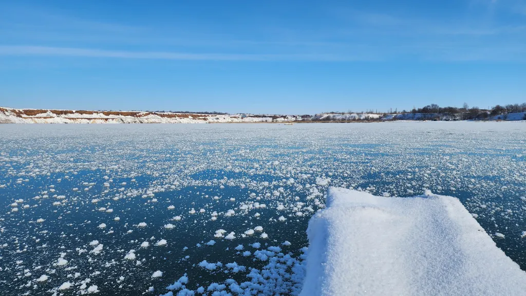 Дом у озера