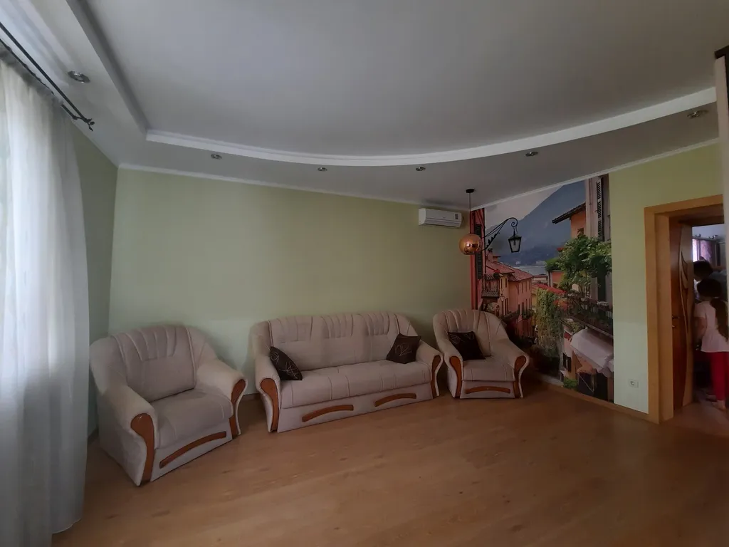 Коттедж Отдельный домик недалеко от моря — Севастополь