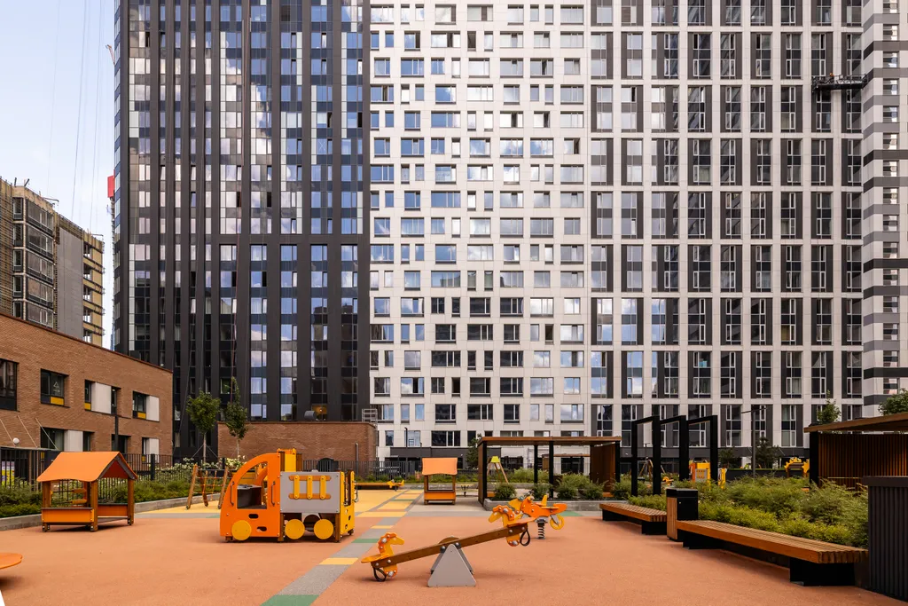 АПАРТАМЕНТЫ ТРЕХКОМНАТНЫЕ 'ФЭМИЛИ СИТИ ФЛЭТПОРТ', для 6 гостей