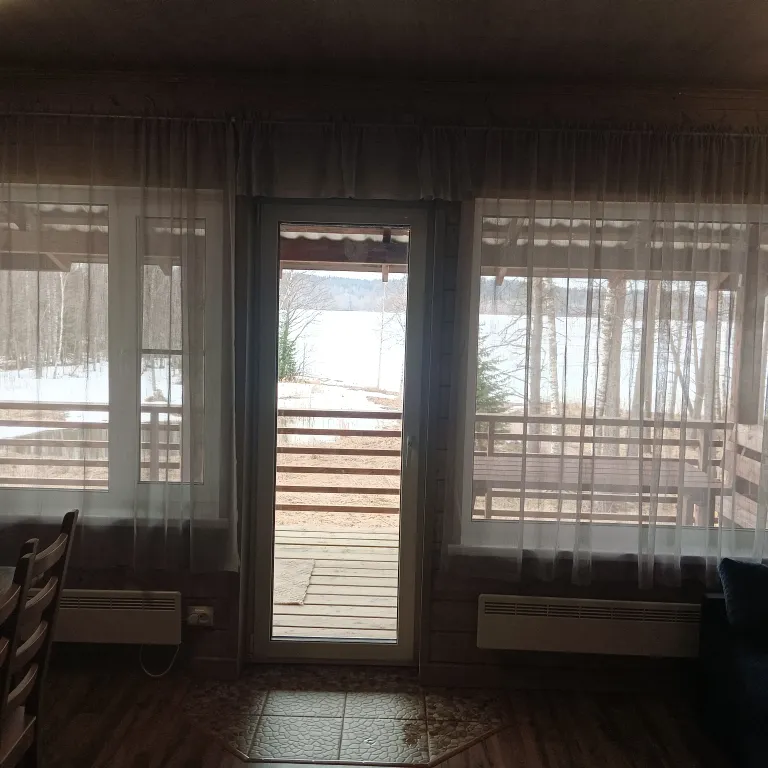 Дом с двумя спальнями с видом на озеро