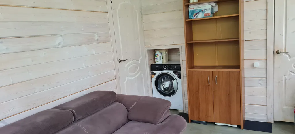 Домик у озера рядом с Москвой