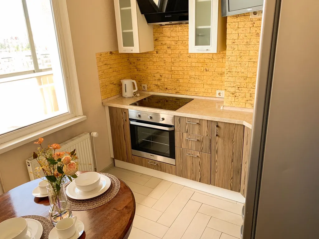 Свободна на ваши даты! Чистая и уютная однушка. Приезжайте в гости!