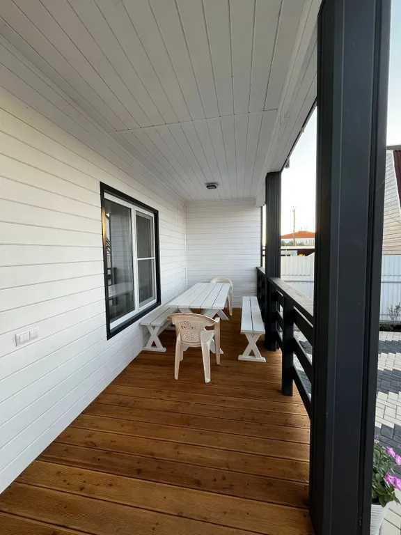 Уютный новый коттедж с видом на море