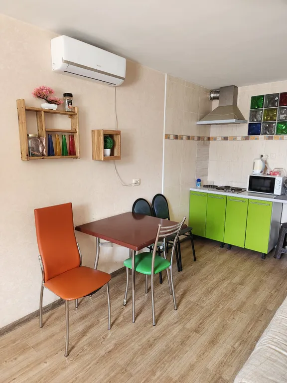 Квартира 2 комнатная .на Донской 26а — аренда посуточно в Симферополь