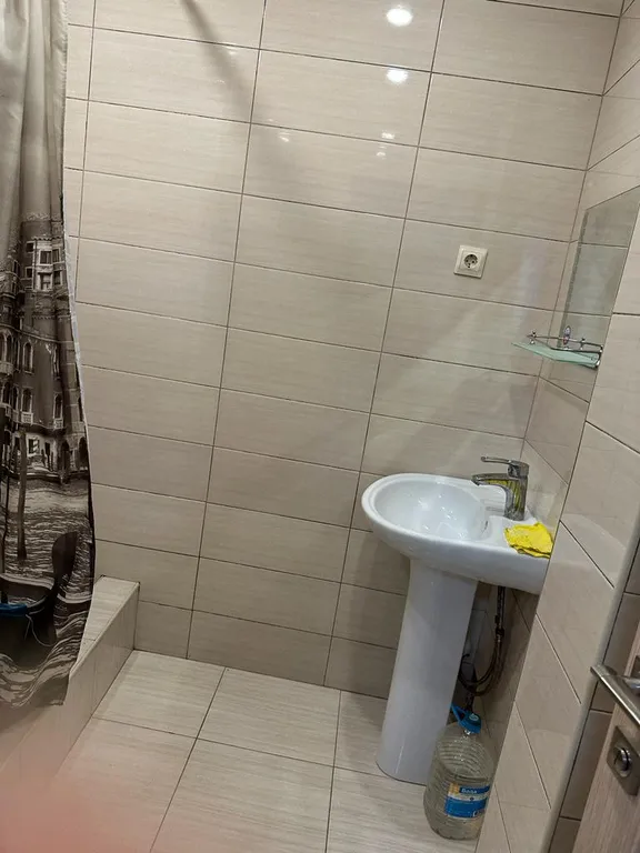 Студия в тихом районе, без комиссии, без животных