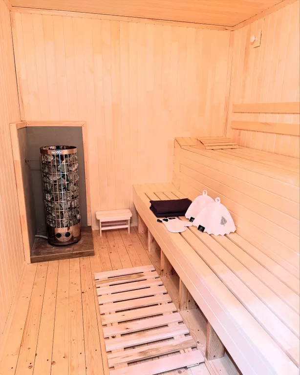 Уютный дом с сауной, в стиле барнхаус, недалеко от реки