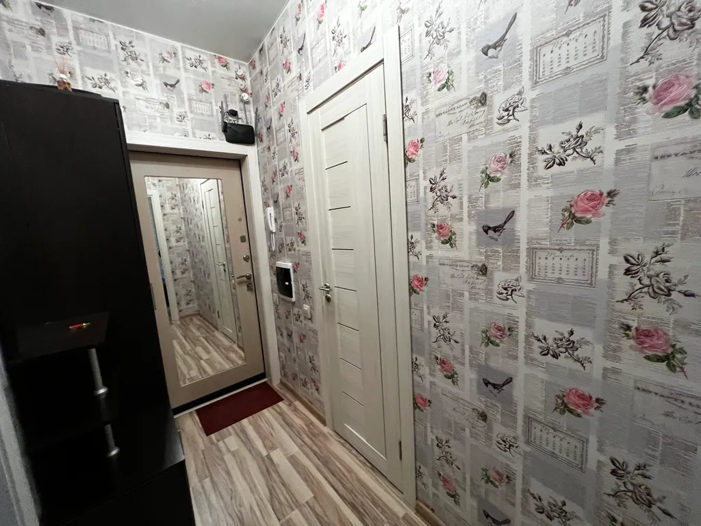 Квартира 2-комнатная Квартира — Свердловский