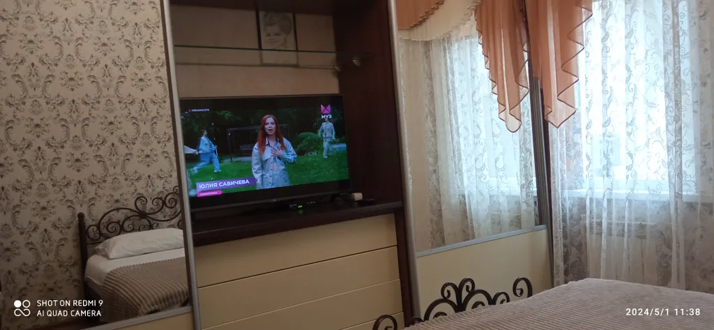Уютная двухкомнатная квартира в парке в у горы Сосновки