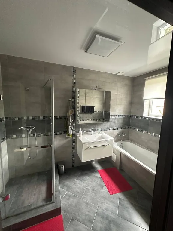 Уютный дом под ключ рядом с морем