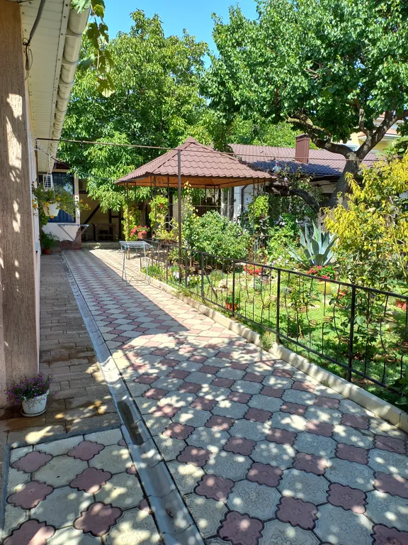 Дом на земле