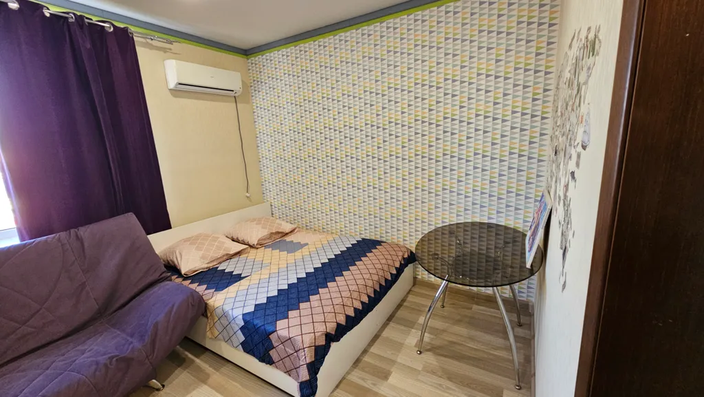 Уютная двухкомнатная квартира, расположенная рядом с парком Галицкого