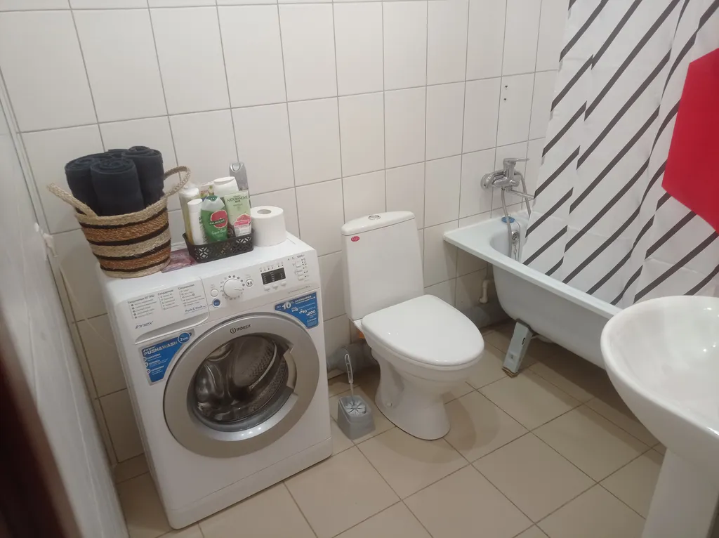 Просторная студия с двумя кроватями