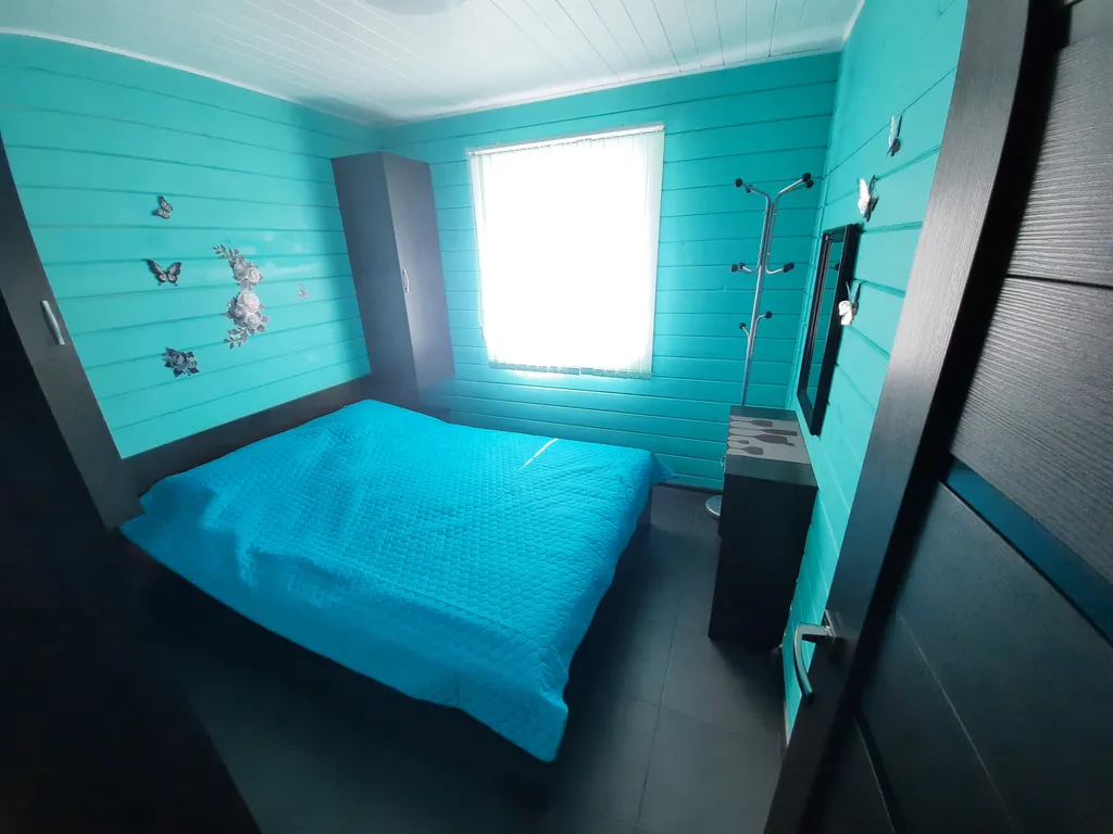 Дом на озере Вуокса с баней и беседкой