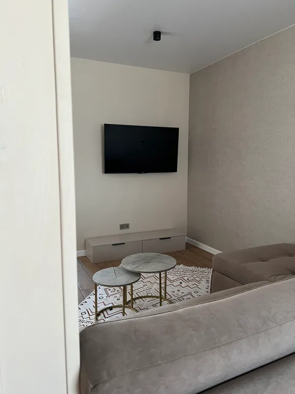 Дом в современном стиле с видом на горы