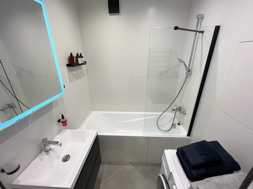 Квартира Арт-квартира с панорамным видом у метро ВДНХ — Москва