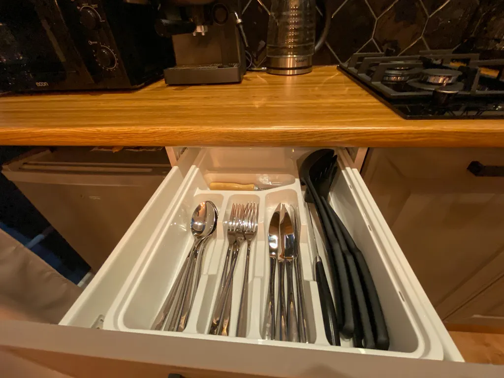 Квартира с отдельной спальней в центре