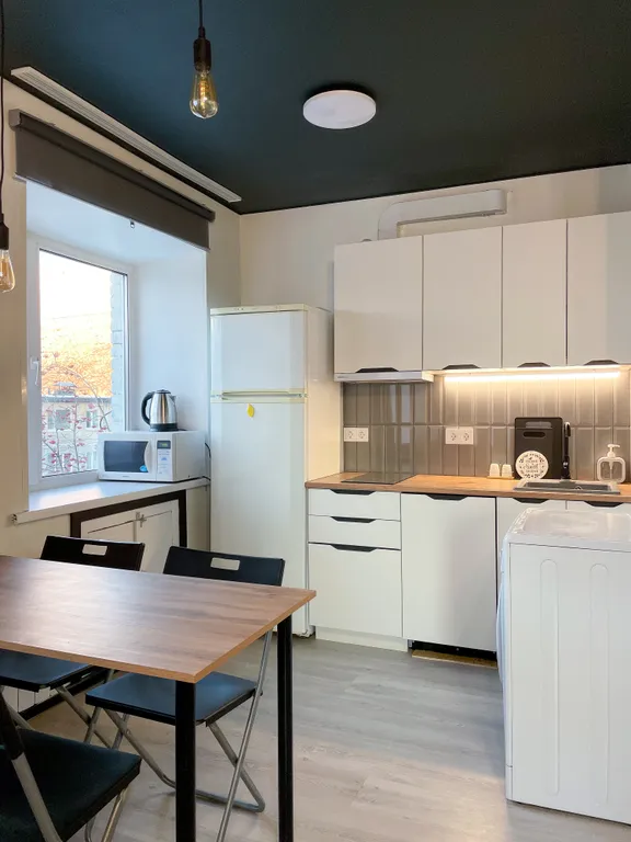 Квартира Большая и уютная студия — аренда посуточно в Кировск