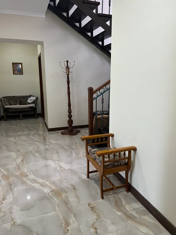 4-комнатный Дом