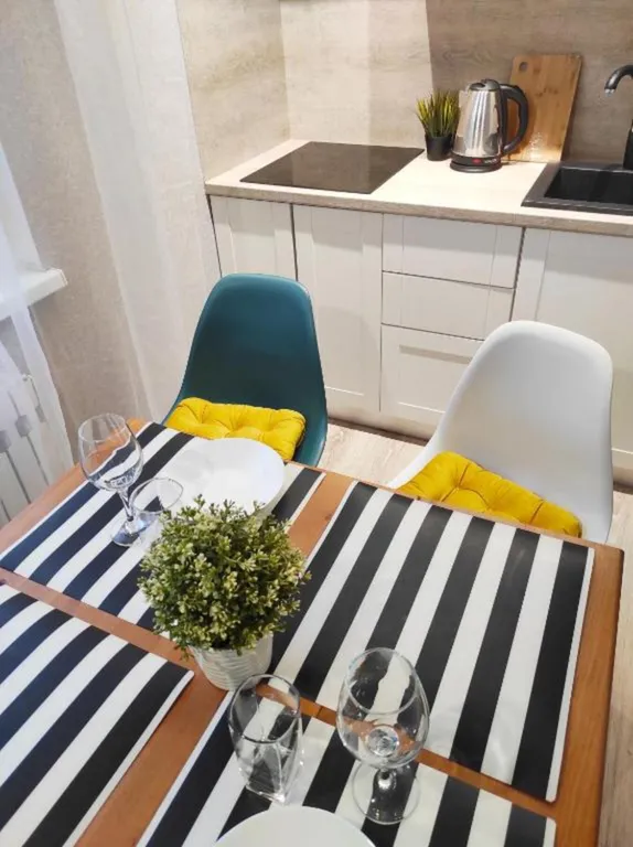 "Домик у моря" - 3 комн квартира