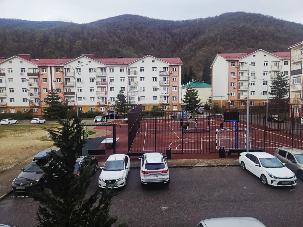 4-комнатная Квартира