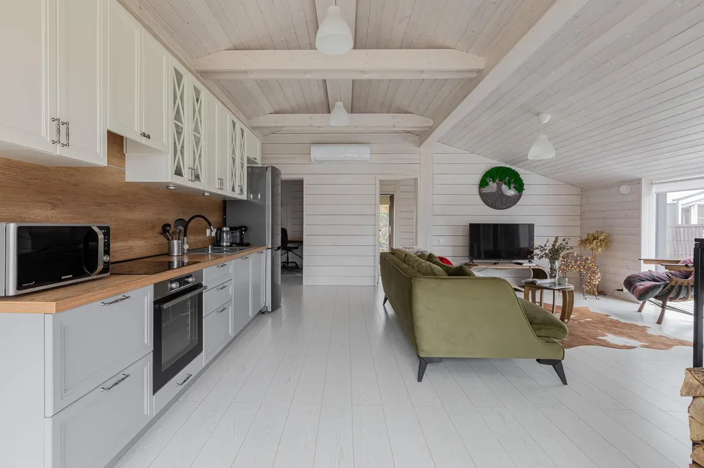 Коттедж Дом "Свет" с 3 отдельными спальнями и чаном — Семеновское