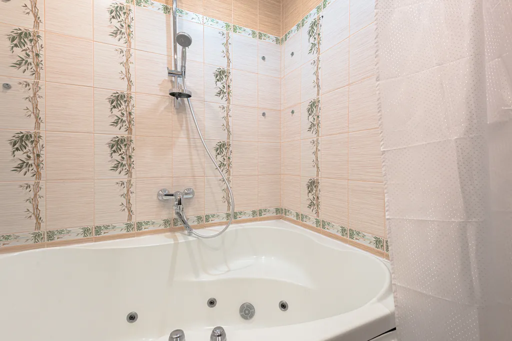 Апартамент с видом на Волгу, кондиционер, джакузи, гостиничный сервис