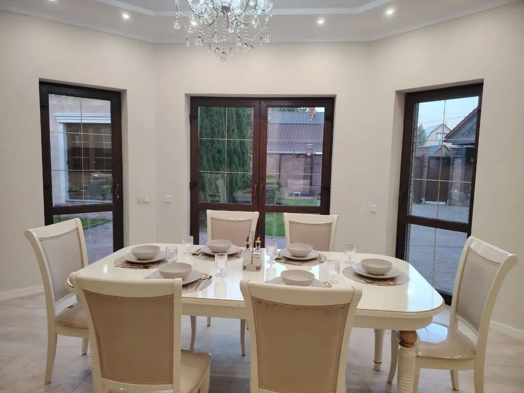 Коттедж Загородный дом у озера в Подмосковье — аренда посуточно в Истра