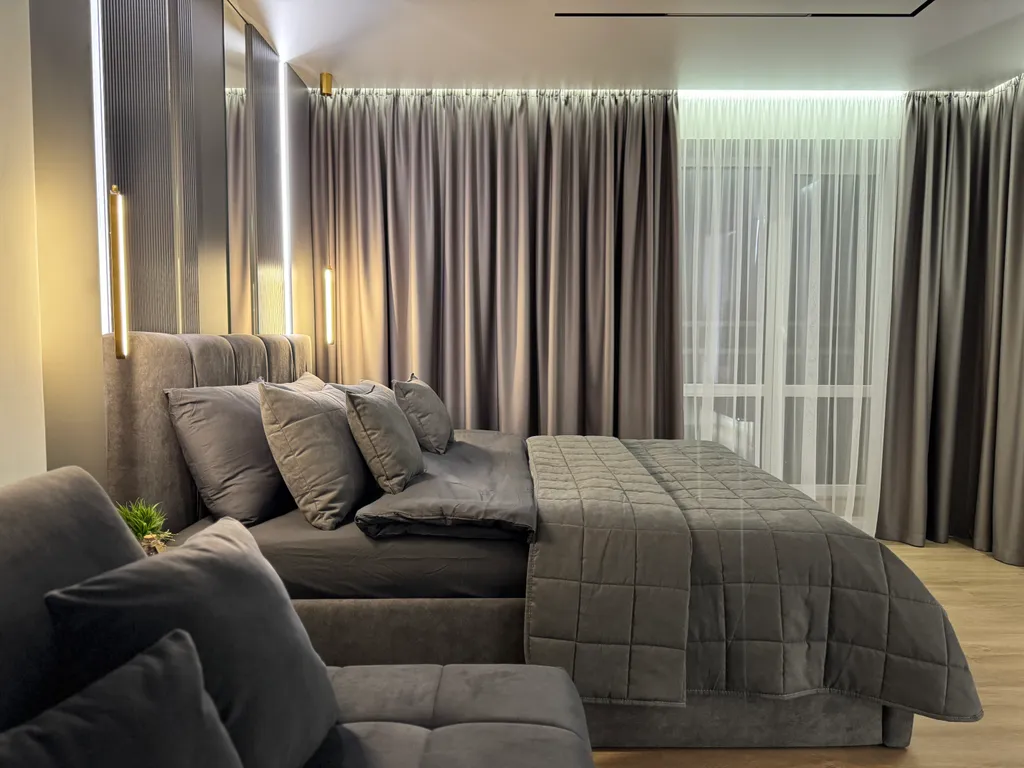 Современная квартира-студия рядом с центром