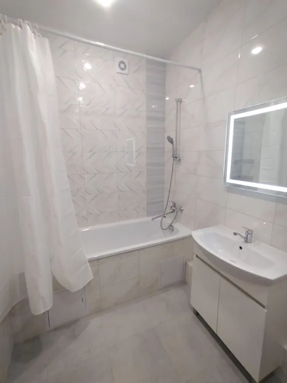 Квартира 3-комнатная Квартира — Новосибирск