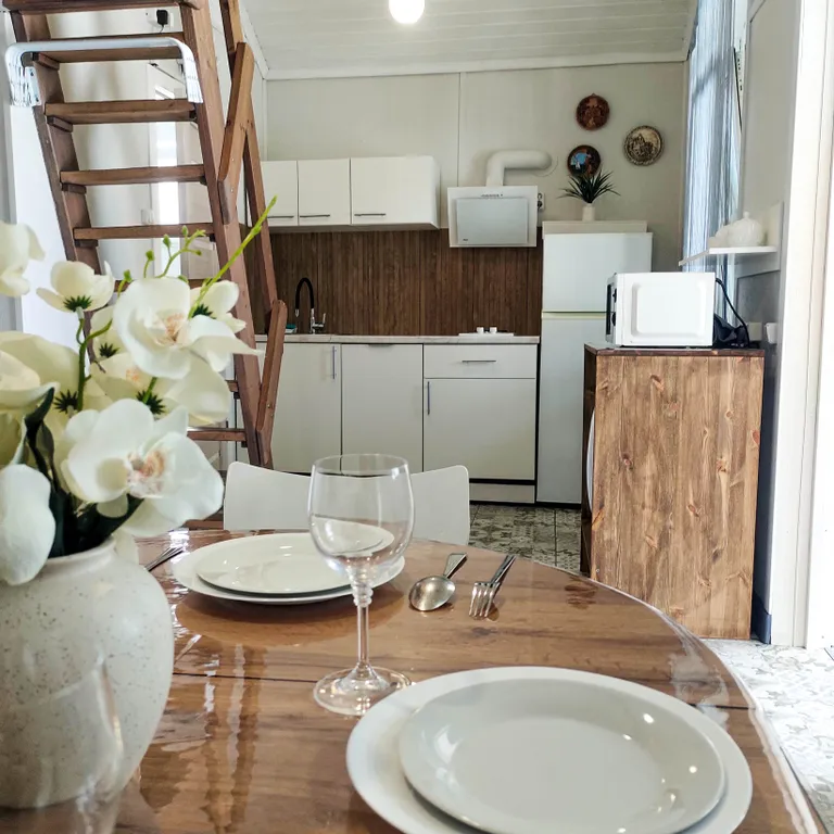 Уютный Домик с Террасой