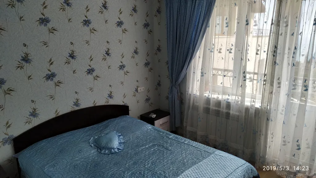 Квартира на втором этаже в частном доме с беседкой и мангалом — аренда посуточно в Алупка